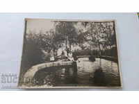 Fotografie Fete lângă fântână 1926