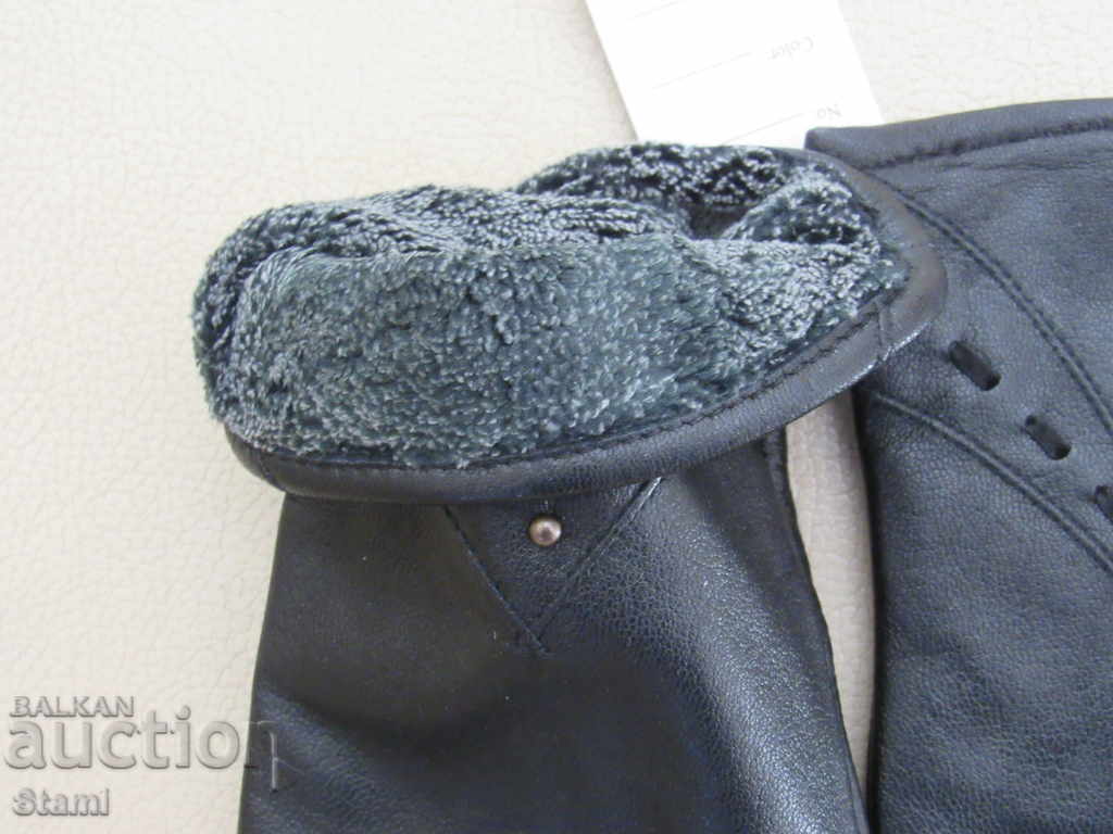 Delivery of Black women's leather gloves with genuine leather lining, Delivery of Black women's leather gloves with genuine leather lining,