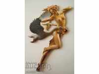 Pictură ajurata „Gheață și lebădă” bazată pe sculptură