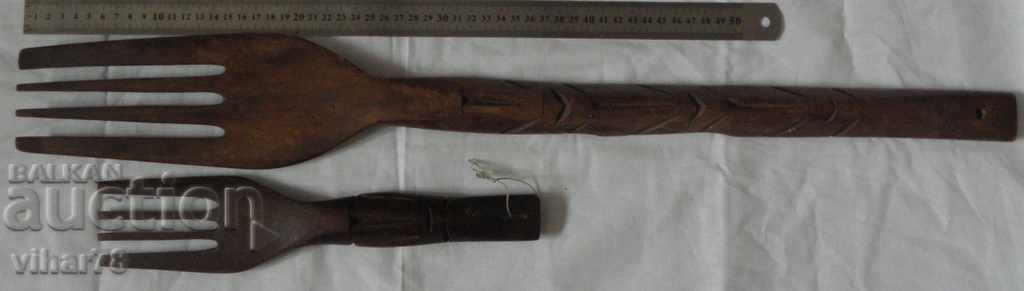 πολλά δύο ξύλινα πιρούνια για τον τοίχο με τιμή 27.99 BGN | € 14.31 πολλά δύο ξύλινα πιρούνια για τον τοίχο με τιμή 27.99 BGN | € 14.31