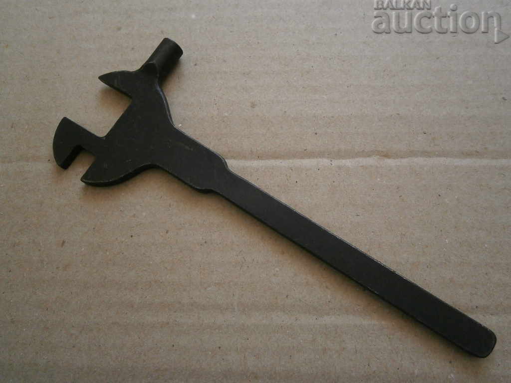 зип ключ WW2 WWII SG-43 Gorjunov с цена 45.00 лв. | € 23.01 зип ключ WW2 WWII SG-43 Gorjunov с цена 45.00 лв. | € 23.01