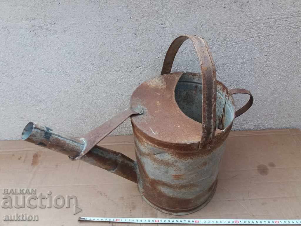 OLD METAL CONTAINER - FOR DECORATION with price 5.99 BGN | € 3.06 OLD METAL CONTAINER - FOR DECORATION with price 5.99 BGN | € 3.06