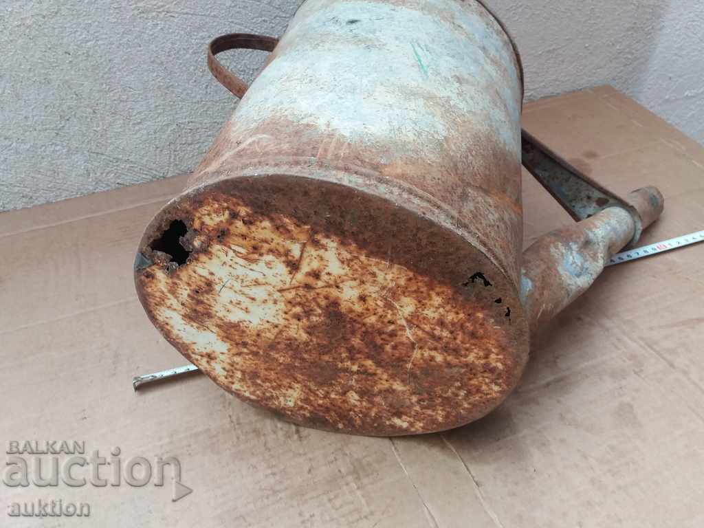 OLD METAL CONTAINER - FOR DECORATION - 7 OLD METAL CONTAINER - FOR DECORATION - 7