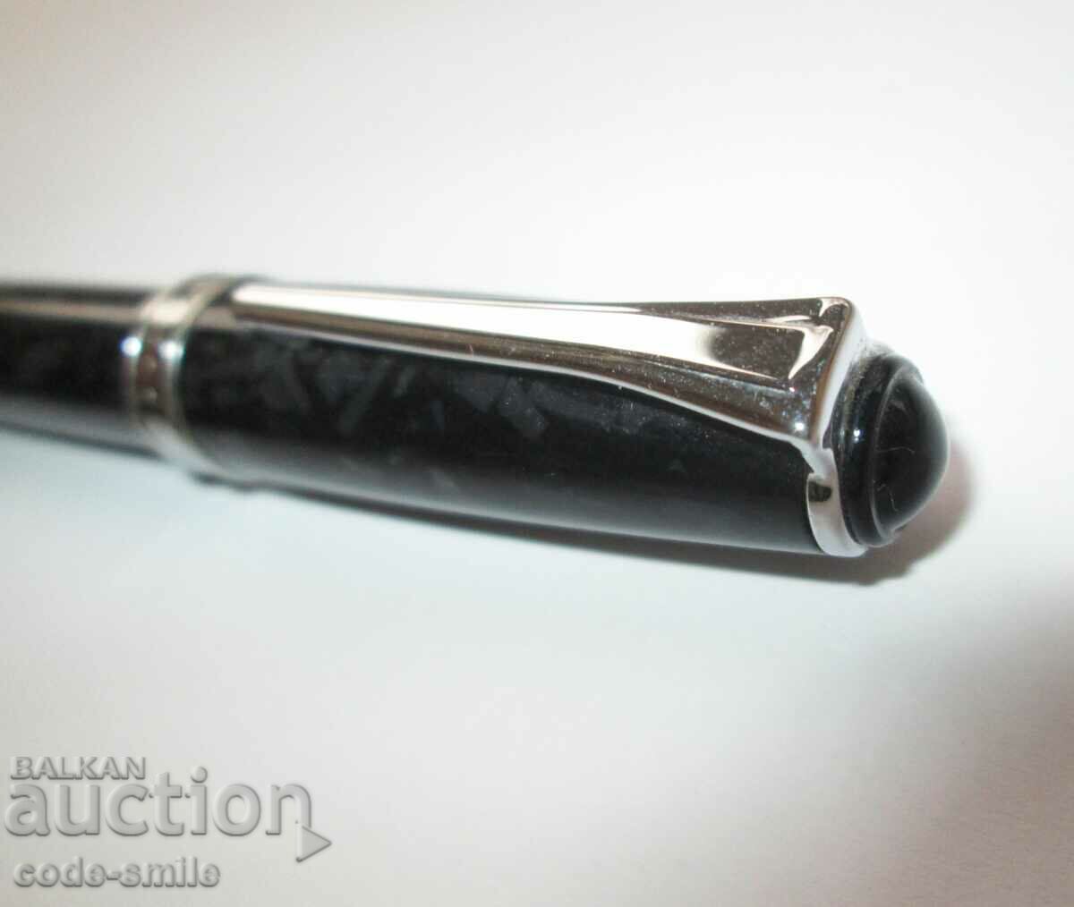 Delivery of German LEVENGER luxury pearl ballpoint pen Delivery of German LEVENGER luxury pearl ballpoint pen