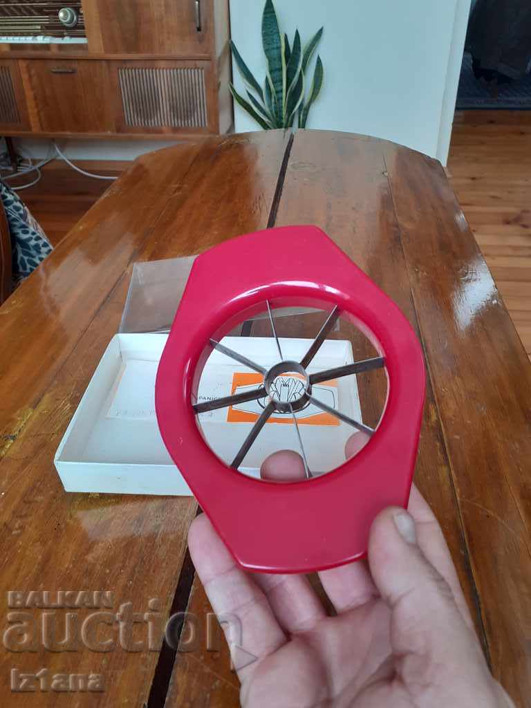 Old appliance, fruit cutting tool - 6 Old appliance, fruit cutting tool - 6