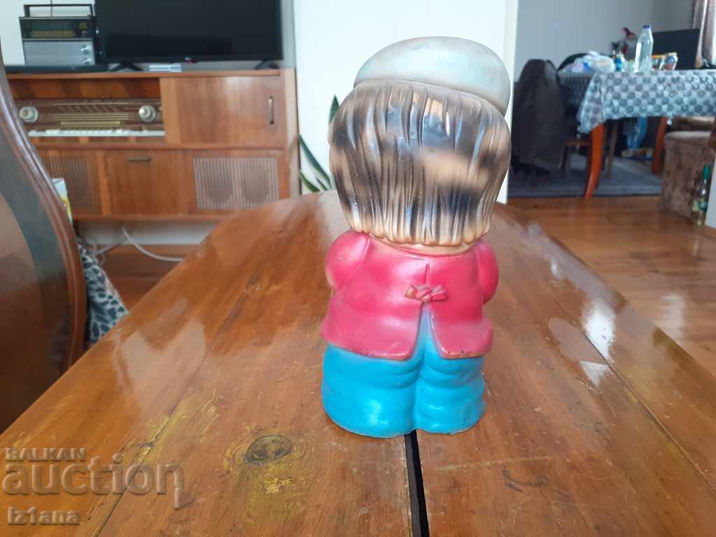 Δημοπρασία Παλιό παιχνίδι, κούκλα