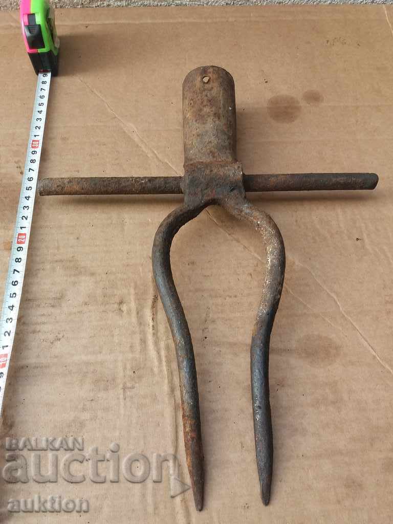 REVIVAL MASSIVE FORGED VILLA FOR BEET REMOVAL - 5 REVIVAL MASSIVE FORGED VILLA FOR BEET REMOVAL - 5