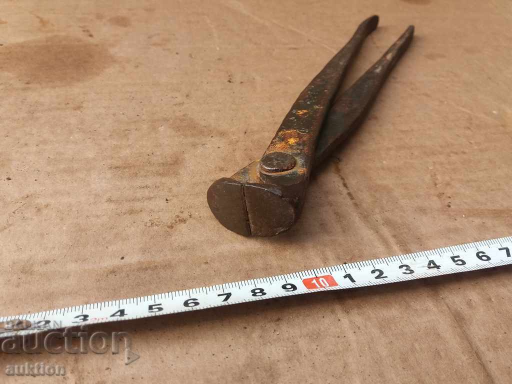 Auction STEELED CUTTER, CURPED Auction STEELED CUTTER, CURPED