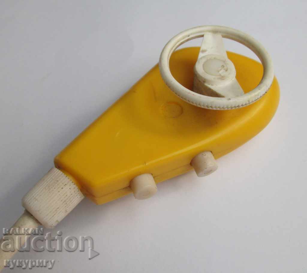 Παλιό σπορ αυτοκίνητο Soc πλαστικό παιχνίδι με μπαταρία με τιμή 120.00 BGN | € 61.36 Παλιό σπορ αυτοκίνητο Soc πλαστικό παιχνίδι με μπαταρία με τιμή 120.00 BGN | € 61.36