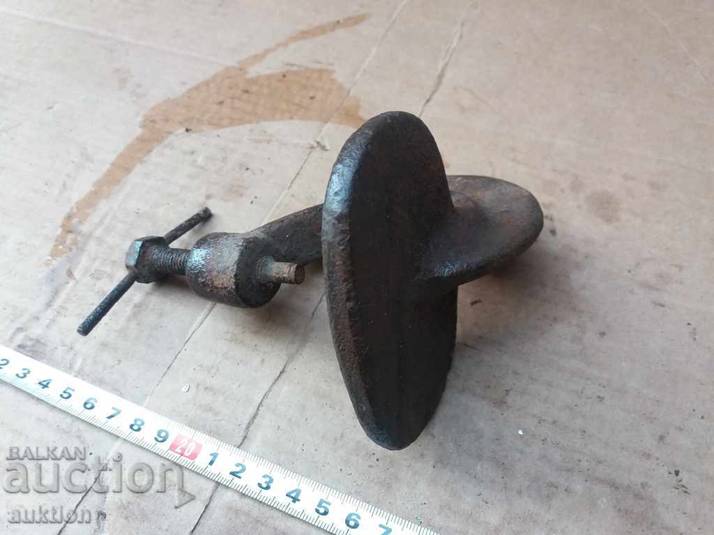 Delivery of OLD FLAG, VULCANIZER Delivery of OLD FLAG, VULCANIZER