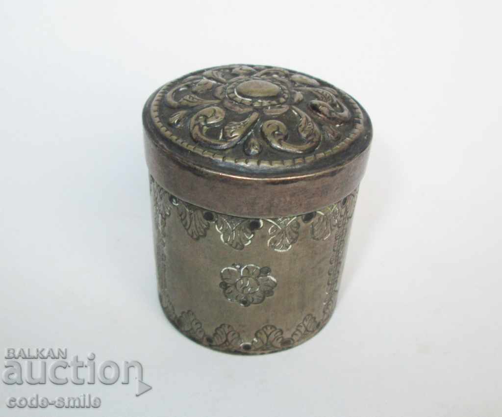 Revival reliquary reliquary box silver