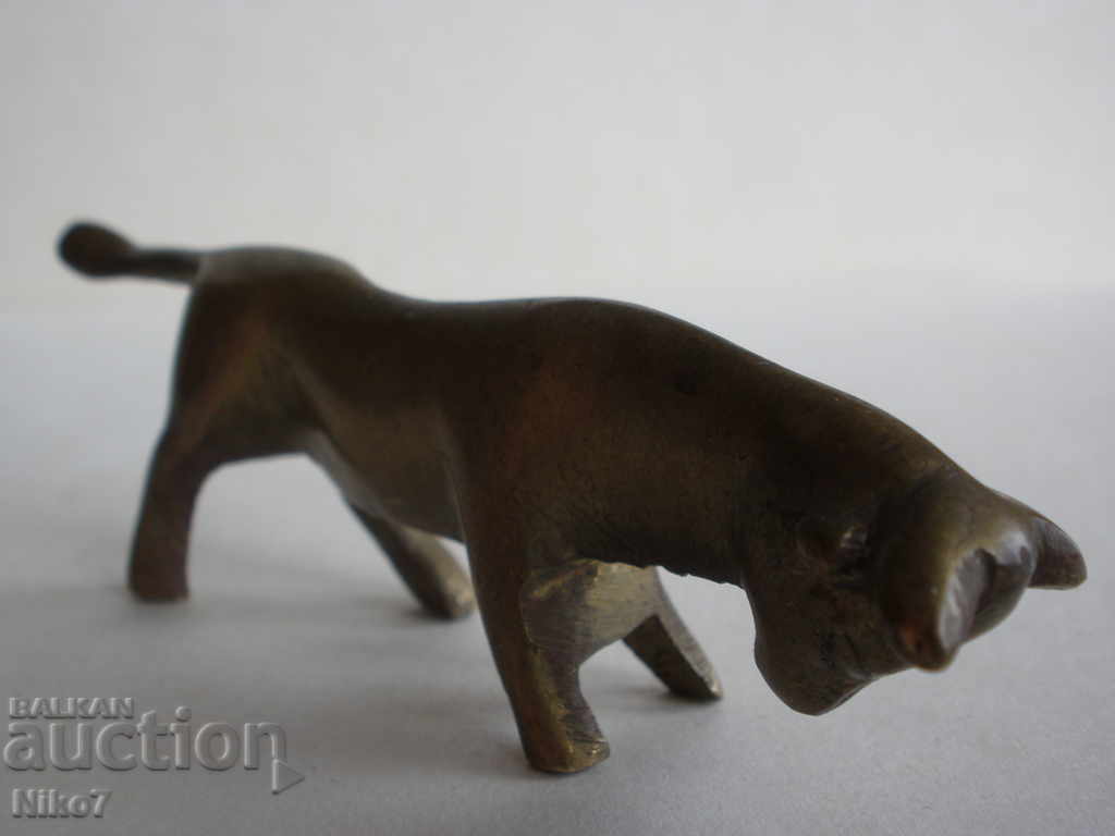 Figurină antică din bronz (statuie, plastic) a unui taur. - 5