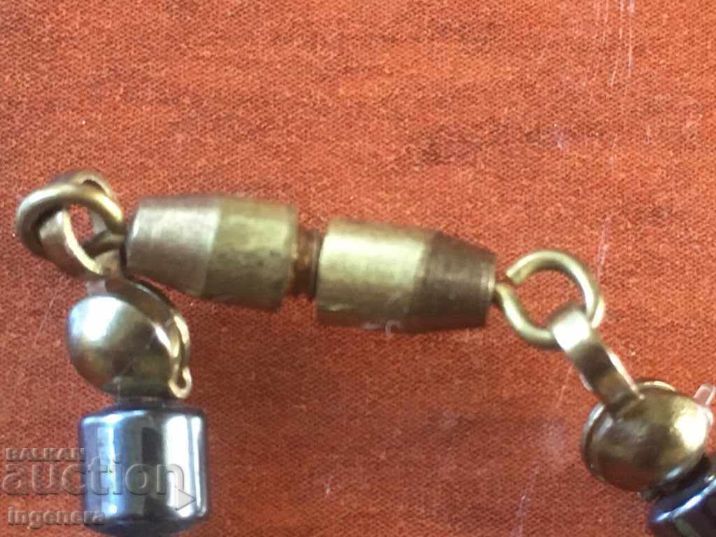 Auction  NECKLACE NECKLACE CHAIN