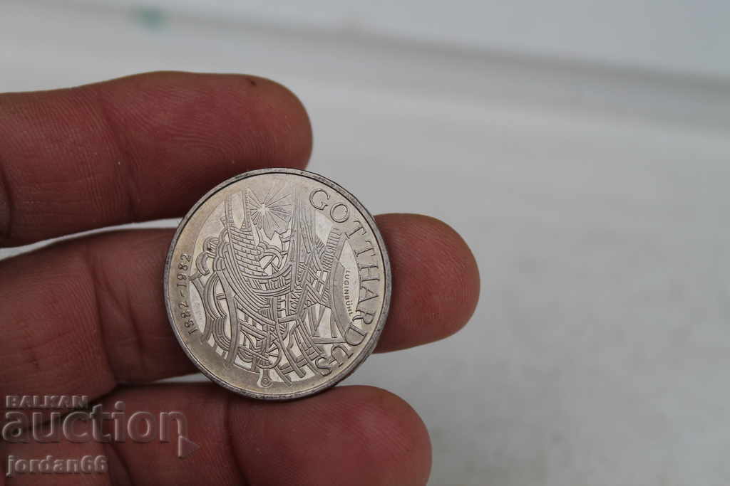 Delivery of 5 Swiss Francs 1982