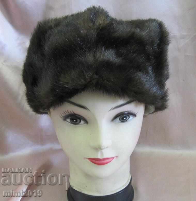Vintich Women's Mink Hat with price 50.00 BGN | € 25.56 Vintich Women's Mink Hat with price 50.00 BGN | € 25.56