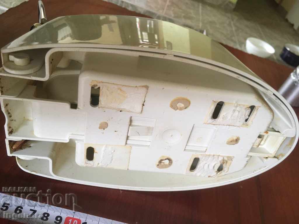 Delivery of KIMBERLY CLARK PROFESSIONAL KITCHEN DISPENSER Delivery of KIMBERLY CLARK PROFESSIONAL KITCHEN DISPENSER