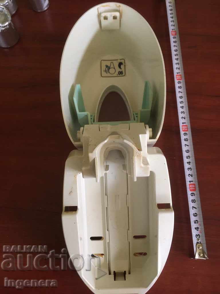 KIMBERLY CLARK PROFESSIONAL KITCHEN DISPENSER - 5 KIMBERLY CLARK PROFESSIONAL KITCHEN DISPENSER - 5