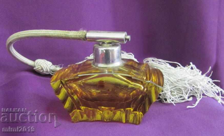 30's Art Deco Crystal Glass Perfume Bottle with price 60.00 BGN | € 30.68 30's Art Deco Crystal Glass Perfume Bottle with price 60.00 BGN | € 30.68