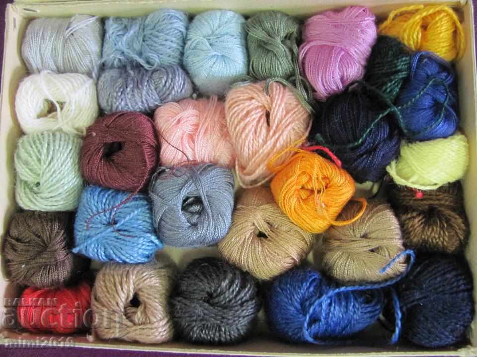 Auction 50's GDR Tapestry Thread Set Auction 50's GDR Tapestry Thread Set