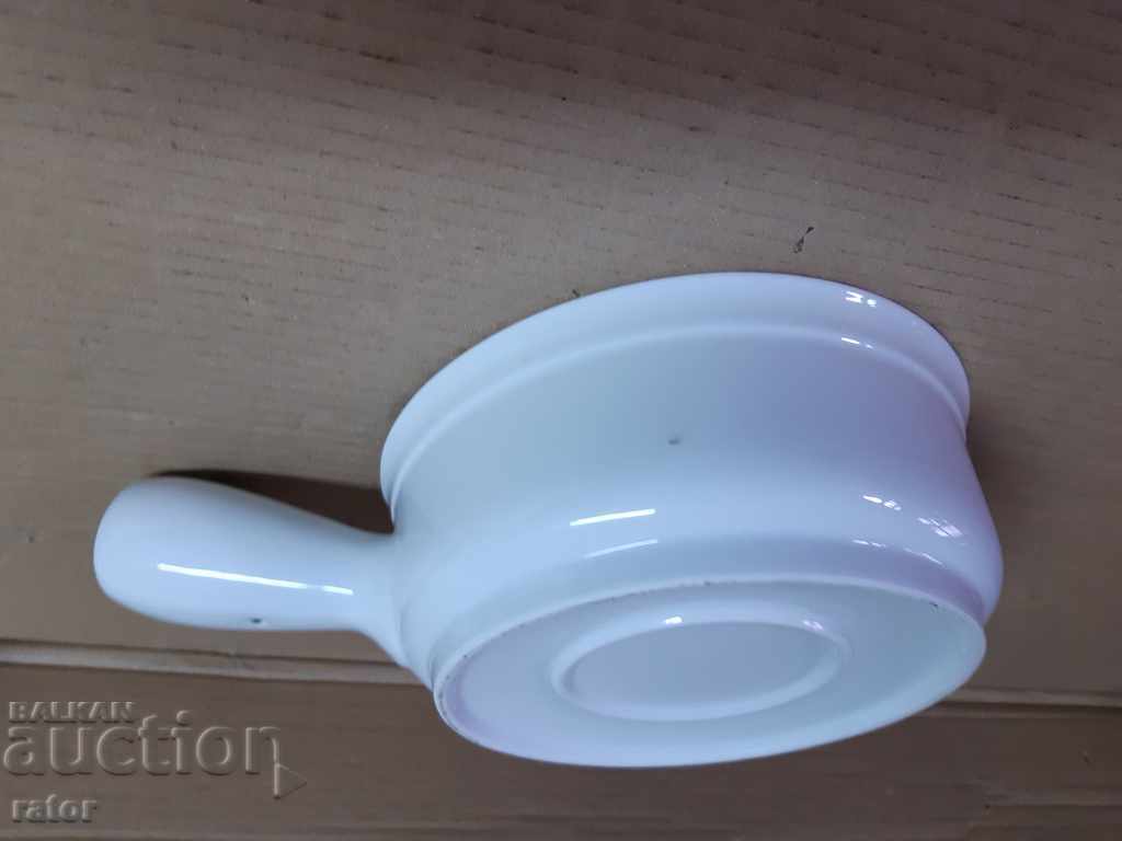 Old porcelain, rare porcelain vessel with price 30.00 BGN | € 15.34 Old porcelain, rare porcelain vessel with price 30.00 BGN | € 15.34