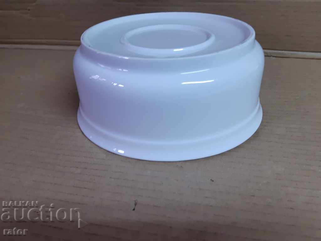 Delivery of Old porcelain, rare porcelain vessel Delivery of Old porcelain, rare porcelain vessel