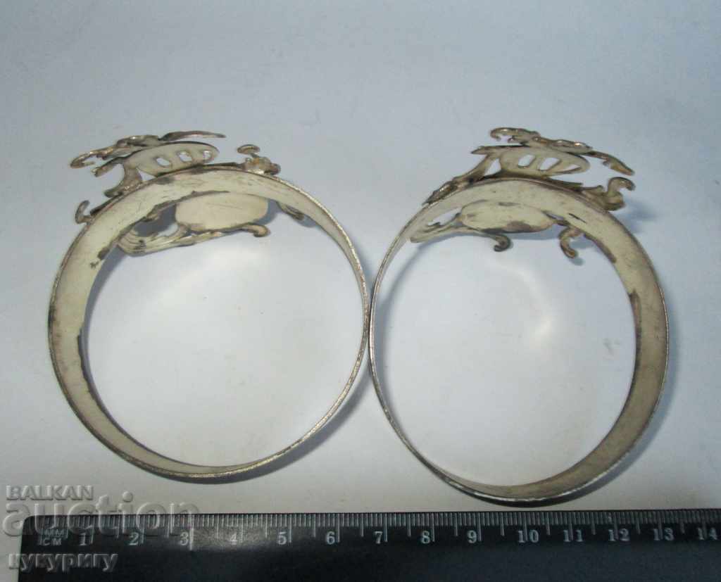 Δημοπρασία Παλιά ασημένια πετσέτα δαχτυλίδι από πετσέτα Δημοπρασία Παλιά ασημένια πετσέτα δαχτυλίδι από πετσέτα