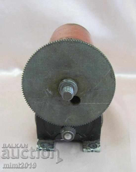 Delivery of 1943 Electric generator for Radio Station Germany Delivery of 1943 Electric generator for Radio Station Germany