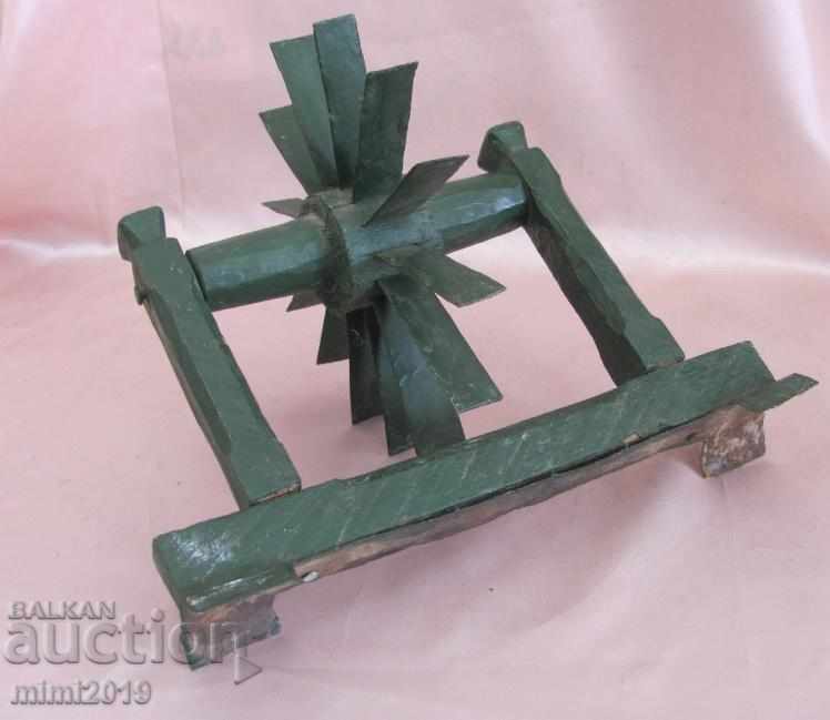 19th century Wooden Toy - 6 19th century Wooden Toy - 6