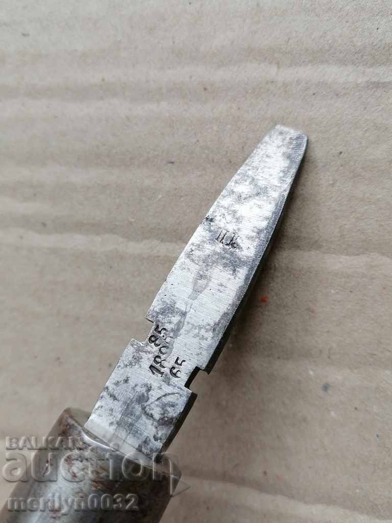 Old screwdriver from ZIP of Kranka Berdana Tula with price 77.00 BGN | € 39.37 Old screwdriver from ZIP of Kranka Berdana Tula with price 77.00 BGN | € 39.37