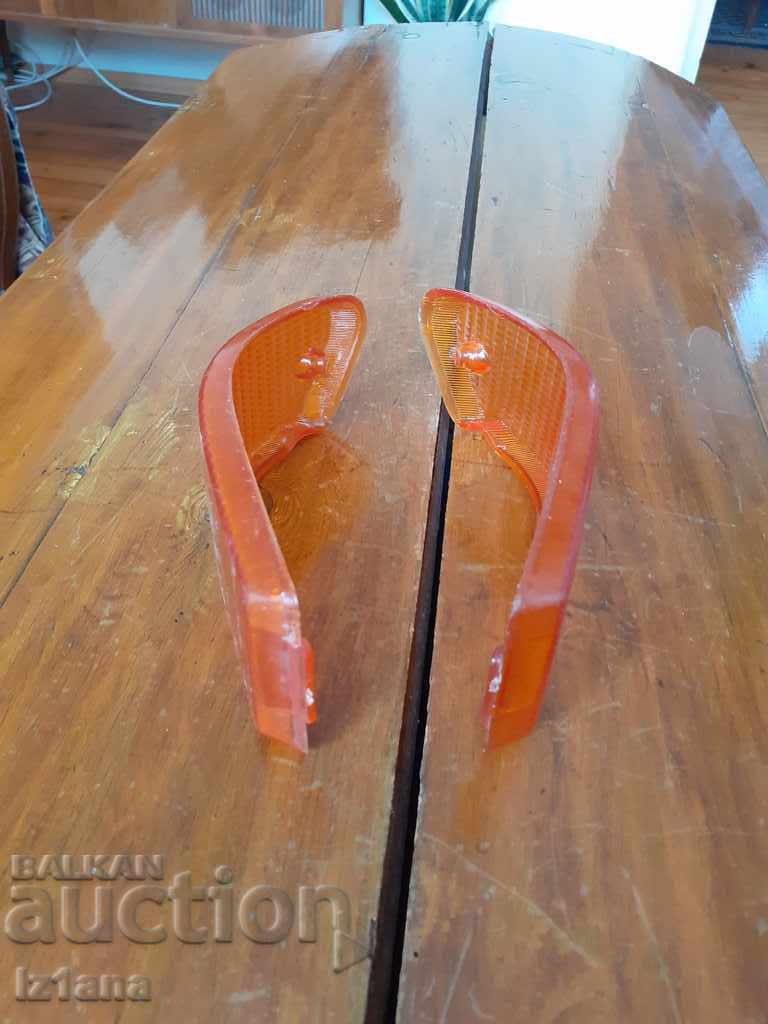 Semnal de întoarcere vechi, semnal de rotație cu preț 10.00 BGN | € 5.11 Semnal de întoarcere vechi, semnal de rotație cu preț 10.00 BGN | € 5.11