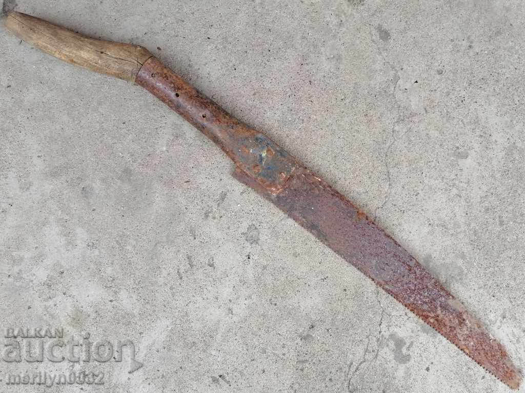 Old saw tree saw log primitive with price 49.00 BGN | € 25.05 Old saw tree saw log primitive with price 49.00 BGN | € 25.05