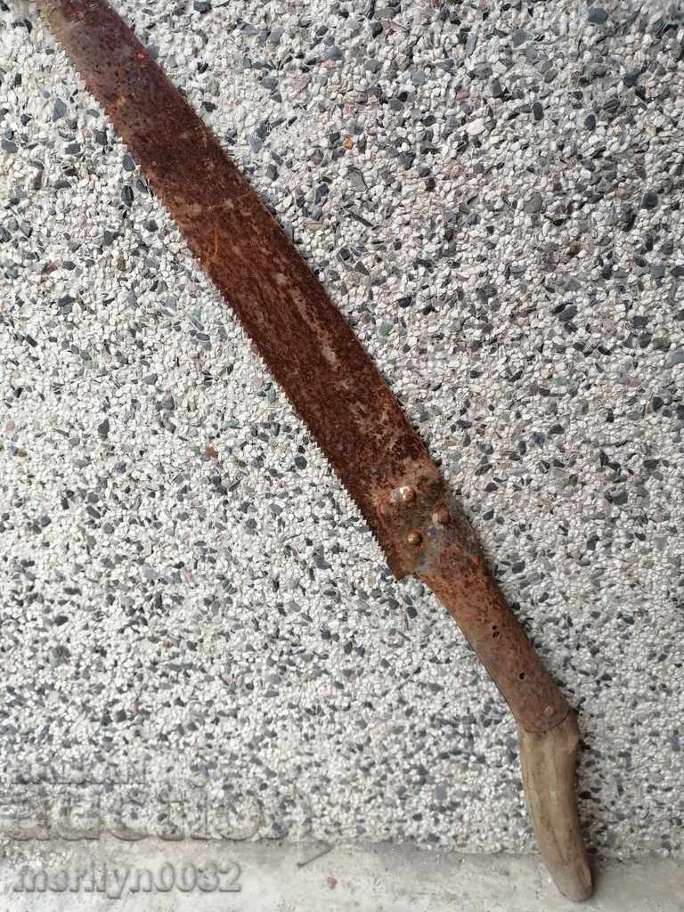 Delivery of Old saw tree saw log primitive Delivery of Old saw tree saw log primitive