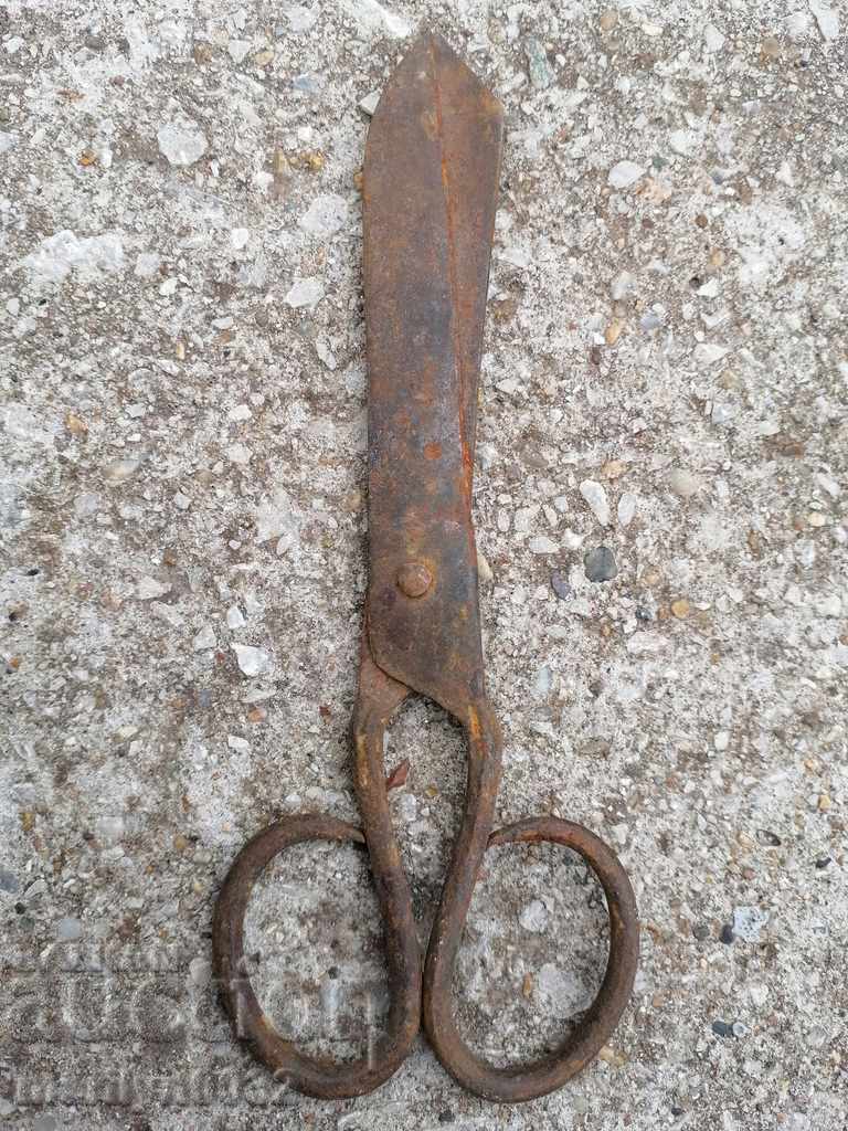 Old hand forged scissors, wrought iron - 6 Old hand forged scissors, wrought iron - 6