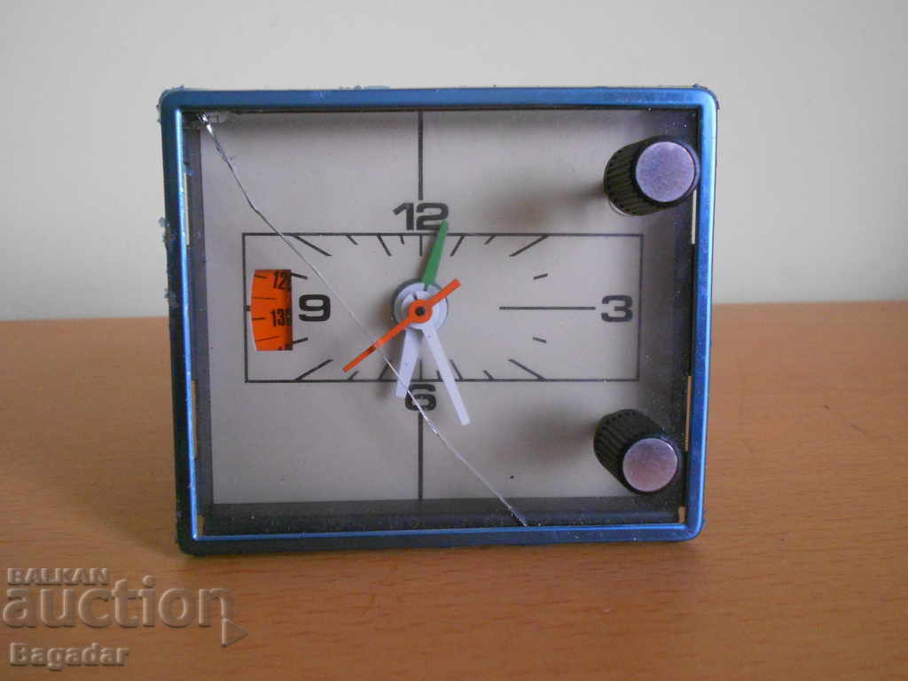 Clock with price 15.00 BGN | € 7.67 Clock with price 15.00 BGN | € 7.67