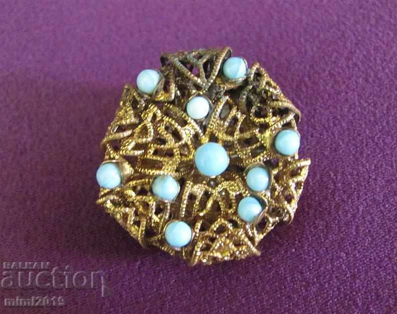 Vintage Women's Brooch with price 36.00 BGN | € 18.41 Vintage Women's Brooch with price 36.00 BGN | € 18.41