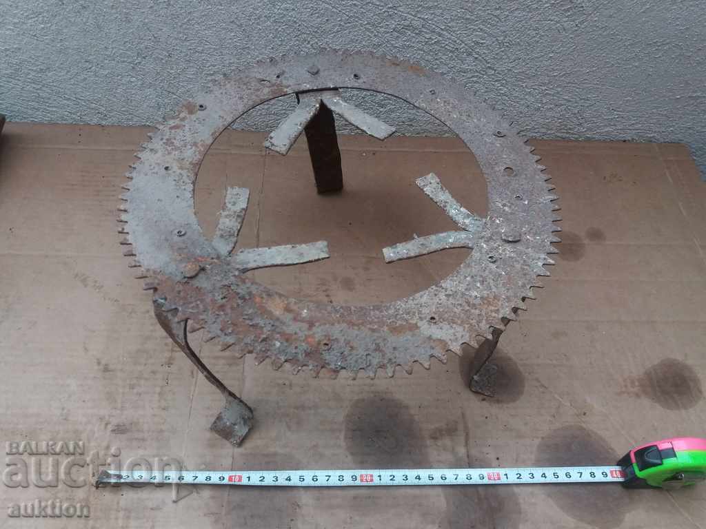 Auction OLD REVIVAL PIRUSTIA Auction OLD REVIVAL PIRUSTIA