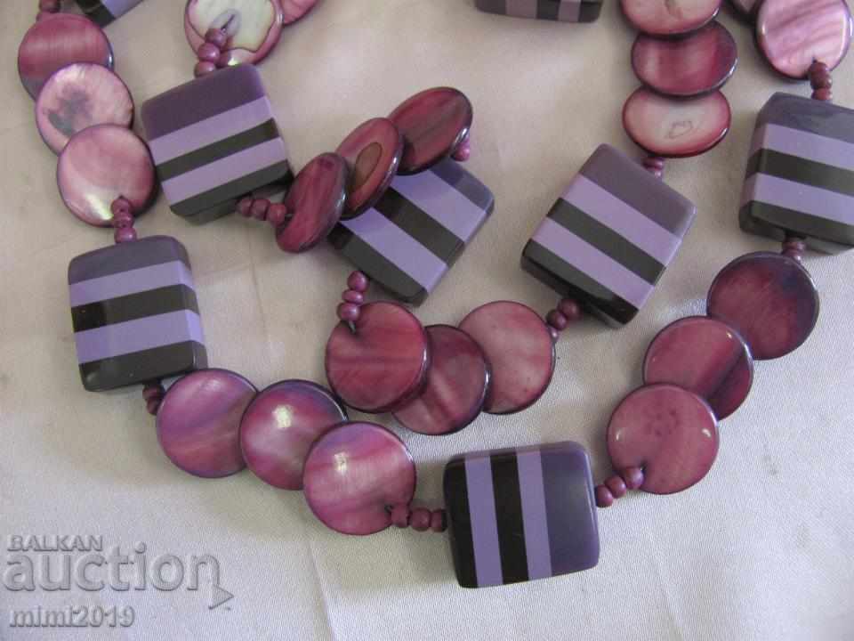 Auction  70s Women's Necklace, Necklace