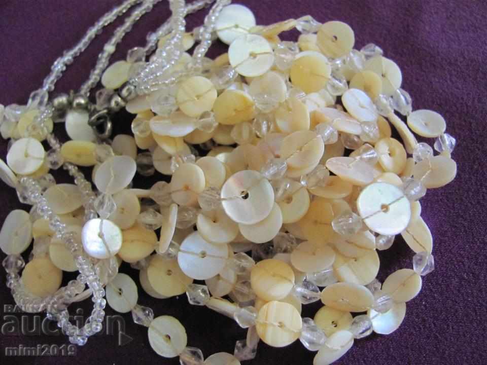 30s Vintage Women's Mother of Pearl Necklace - 5 30s Vintage Women's Mother of Pearl Necklace - 5