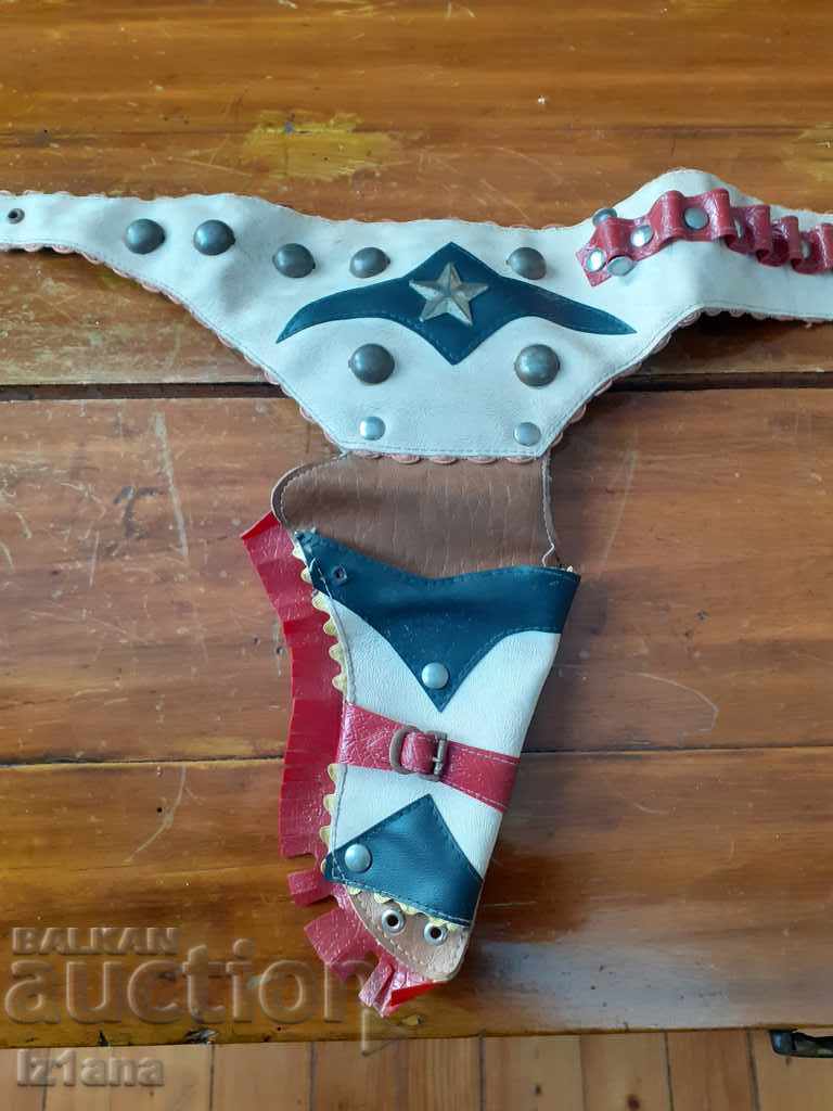 Old children's Indian set with price 60.00 BGN | € 30.68 Old children's Indian set with price 60.00 BGN | € 30.68