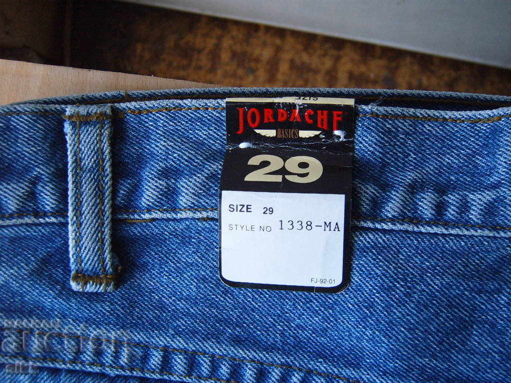 дамски джинси нови с цена 15.00 лв. | € 7.67 дамски джинси нови с цена 15.00 лв. | € 7.67