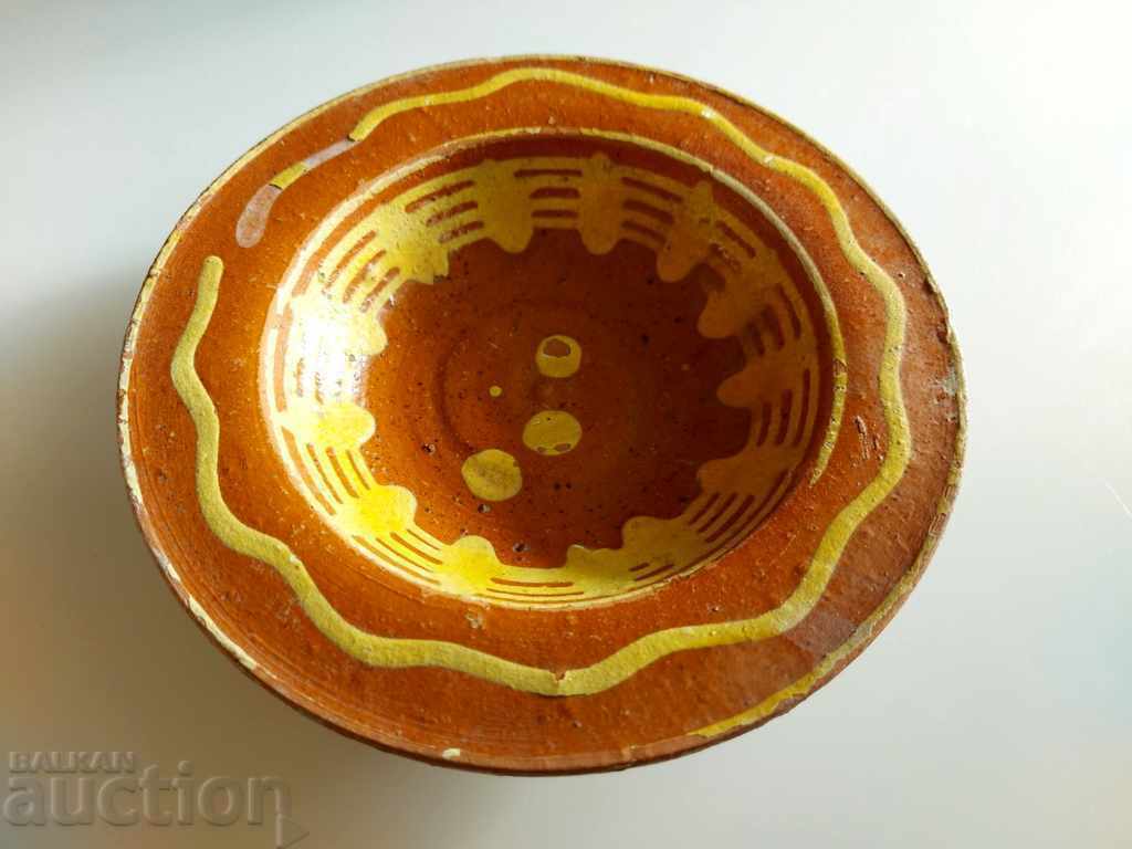 Auction  STAR AUTHENTIC WRITTEN CERAMIC CHINA CUP