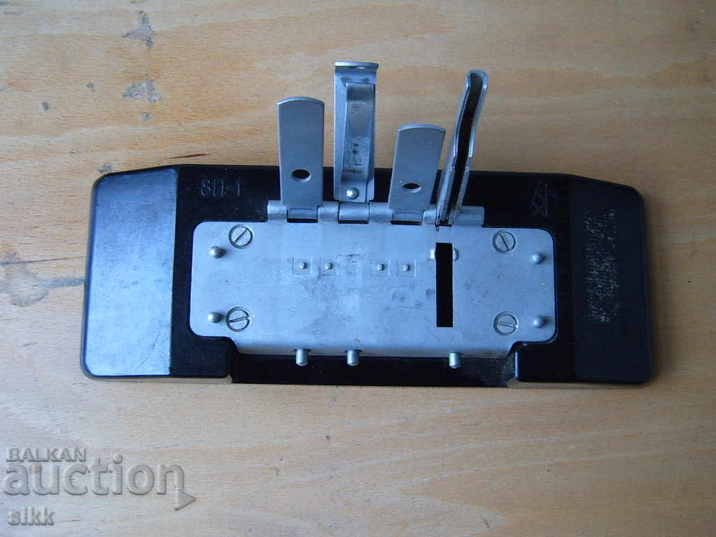 Film splicer for 16mm film Film splicer for 16mm film