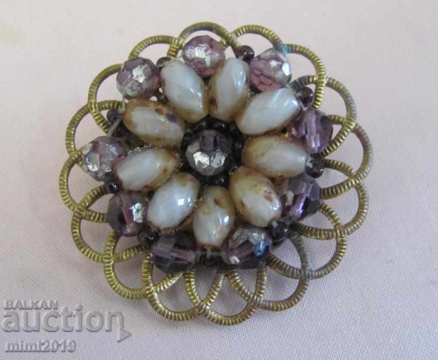 Vintage Women's Brooch and Necklace with price 30.00 BGN | € 15.34 Vintage Women's Brooch and Necklace with price 30.00 BGN | € 15.34