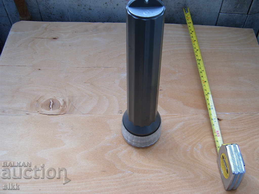 Auction Underwater Diving Flashlight Auction Underwater Diving Flashlight