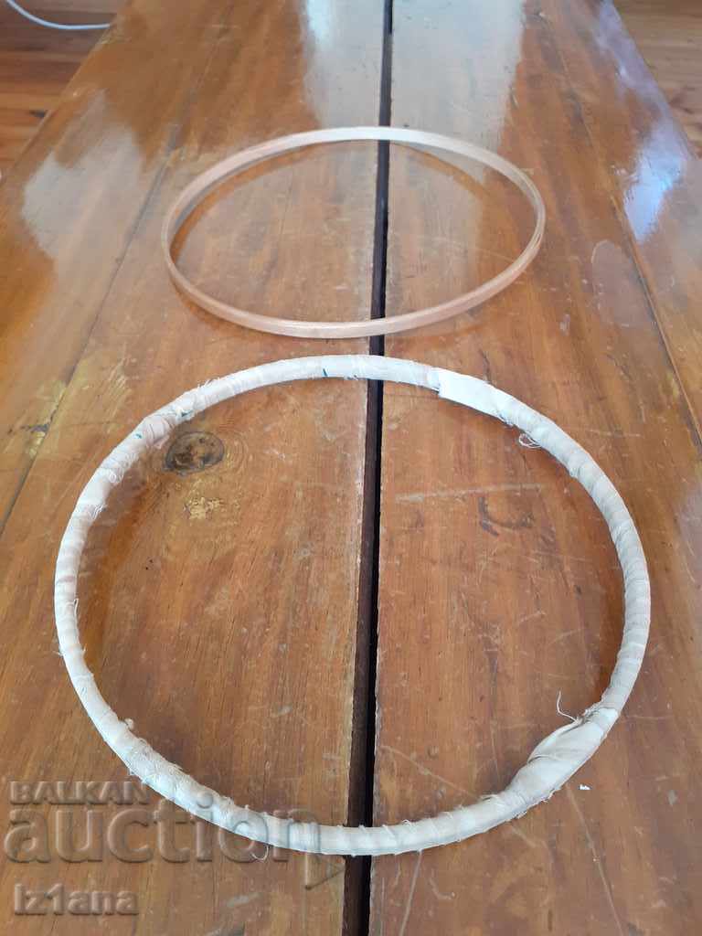 Auction  Old appliance, embroidery circle