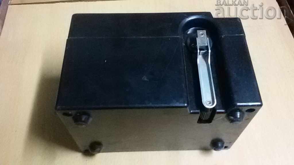 antique bakelite device megohmmeter MEGER - 7 antique bakelite device megohmmeter MEGER - 7