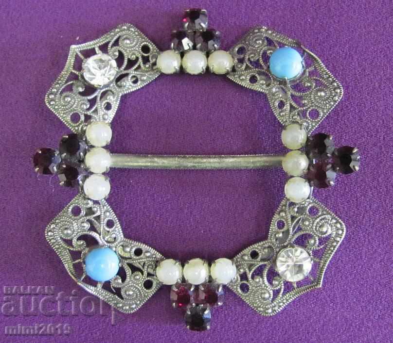 Old Women's Belt Buckle - 7 Old Women's Belt Buckle - 7