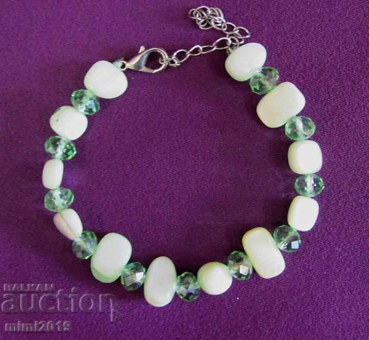 2 pcs. Women's Bracelets natural stones and polished crystal with price 50.00 BGN | € 25.56 2 pcs. Women's Bracelets natural stones and polished crystal with price 50.00 BGN | € 25.56