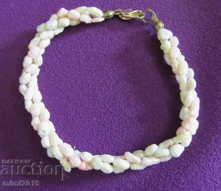 2 pcs. Necklaces and bracelet natural pearls with price 60.00 BGN | € 30.68 2 pcs. Necklaces and bracelet natural pearls with price 60.00 BGN | € 30.68