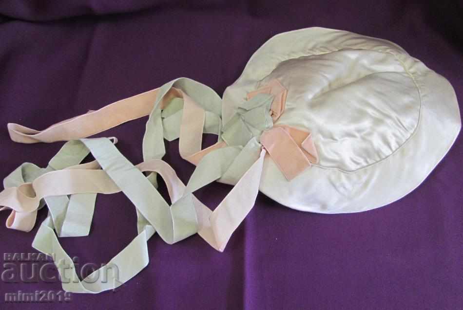 Auction  30s Women's Hat and Scarf Paris